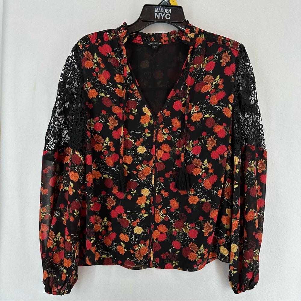 GUESS Women’s Evonne Floral Crochet Panel Top‎ Blouses Small Black